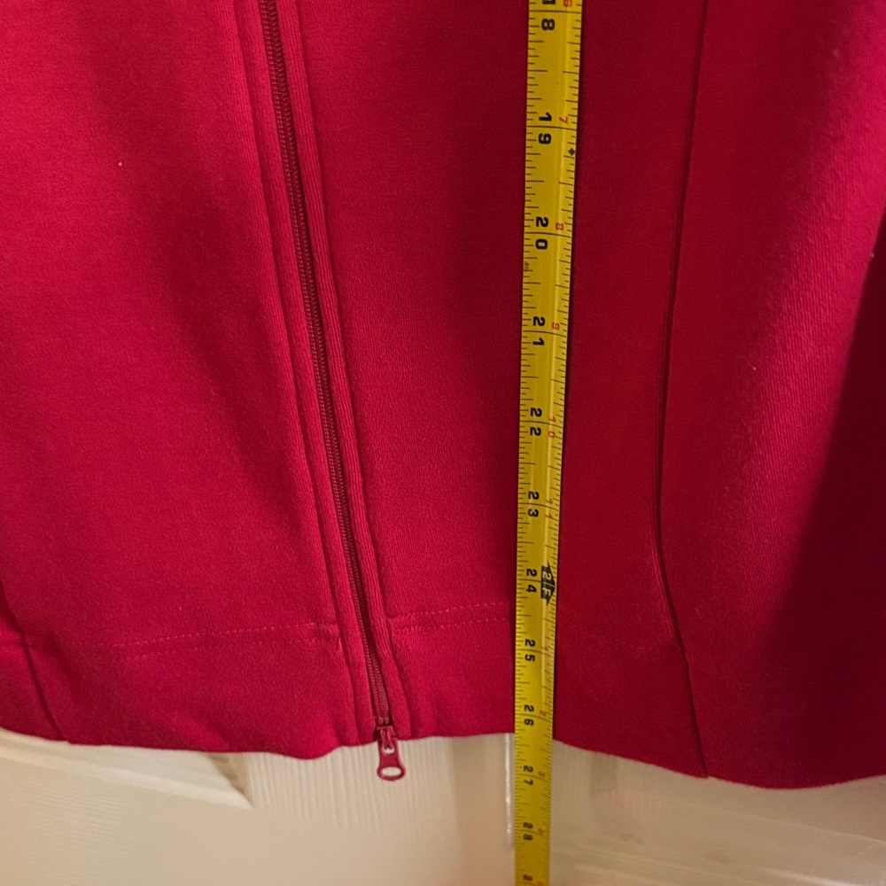 Women's Jacket - Picture 11 of 11